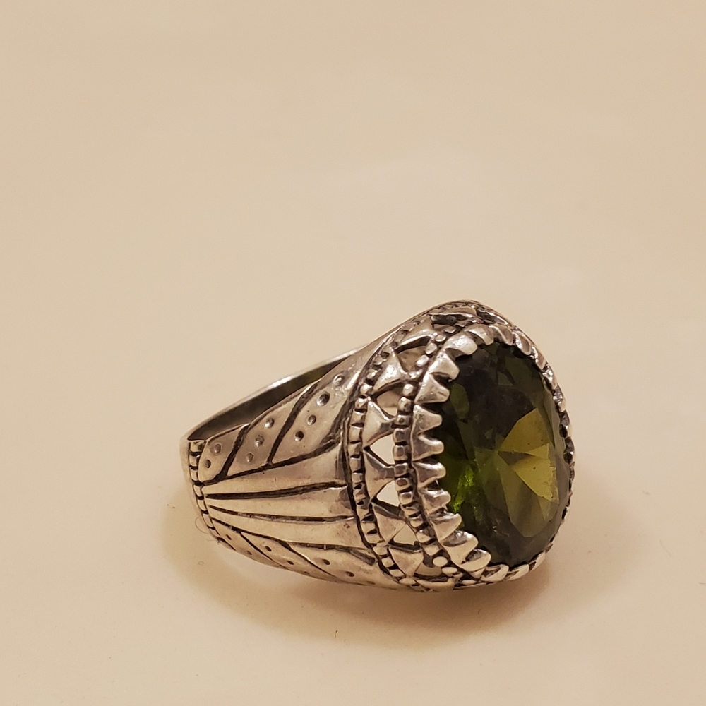 Jewelry - Picture 2 of 2